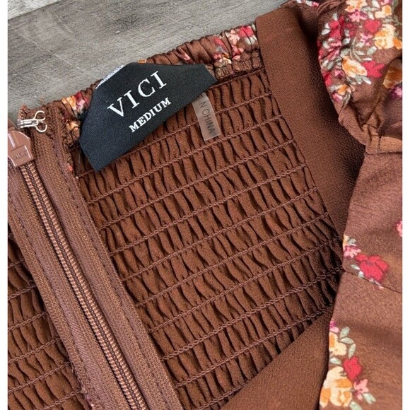 Vici Brown Floral Satin Dress Size M Balloon Sleeve Hippie Boho Glam - Picture 4 of 7